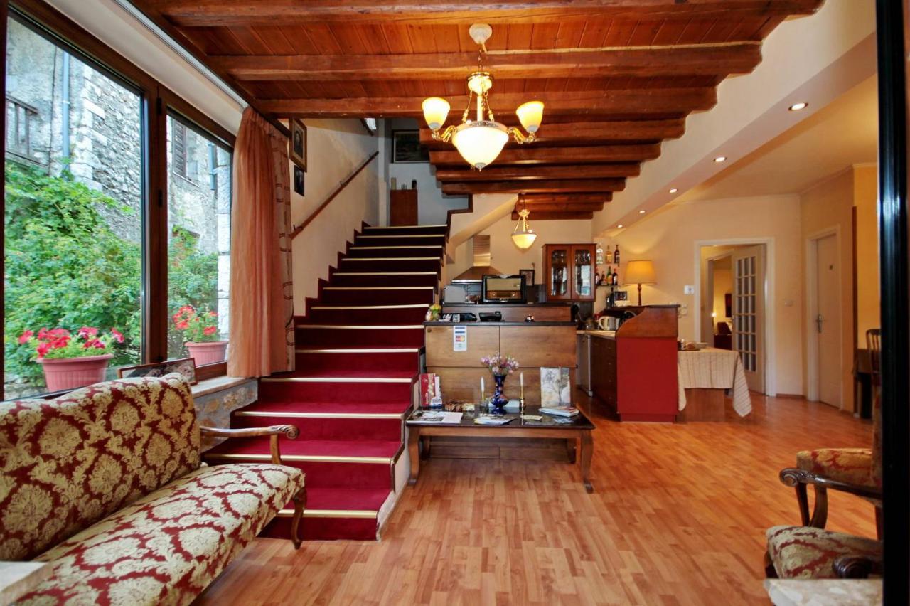 Guesthouse Стемница Екстериор снимка